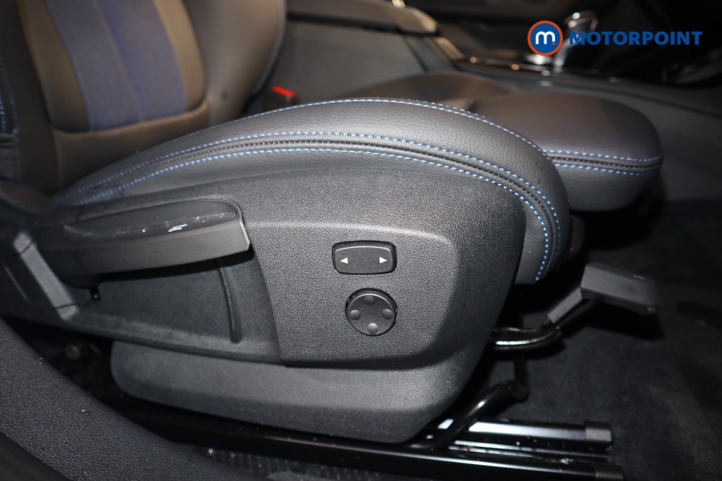 BMW 1 Series M Sport Automatic Petrol Hatchback - Stock Number (1626123) - 18th supplementary image