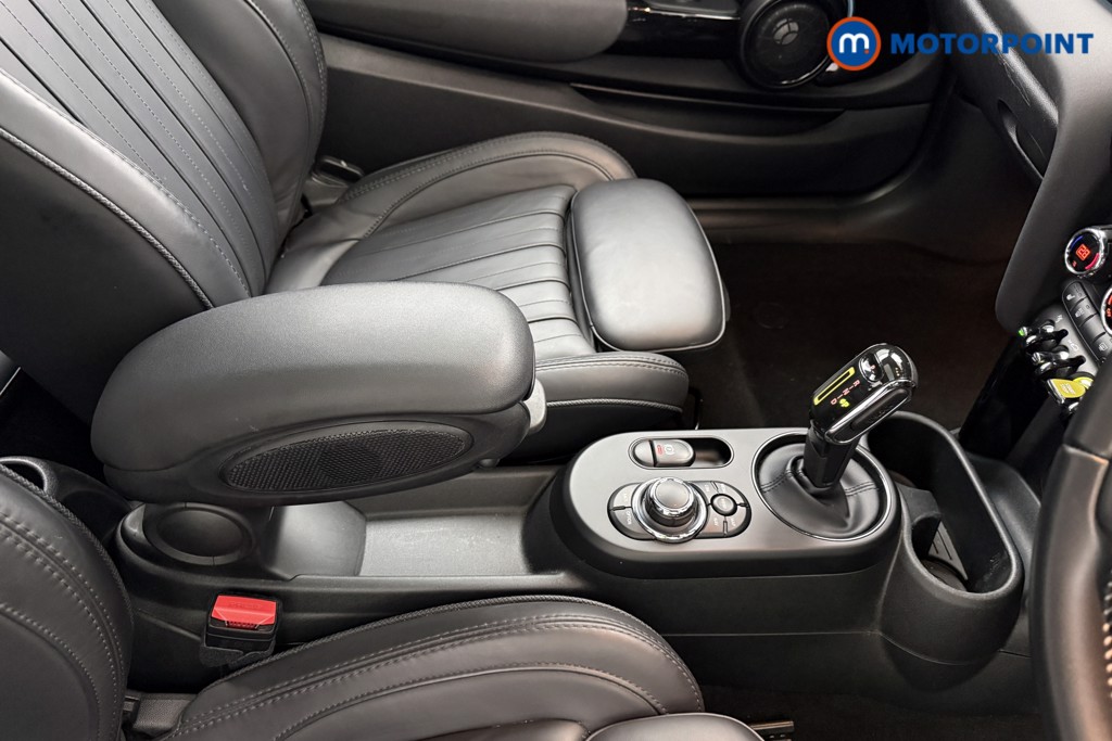 Mini Hatchback Cooper S Level 3 Automatic Electric Hatchback - Stock Number (1626219) - 11th supplementary image