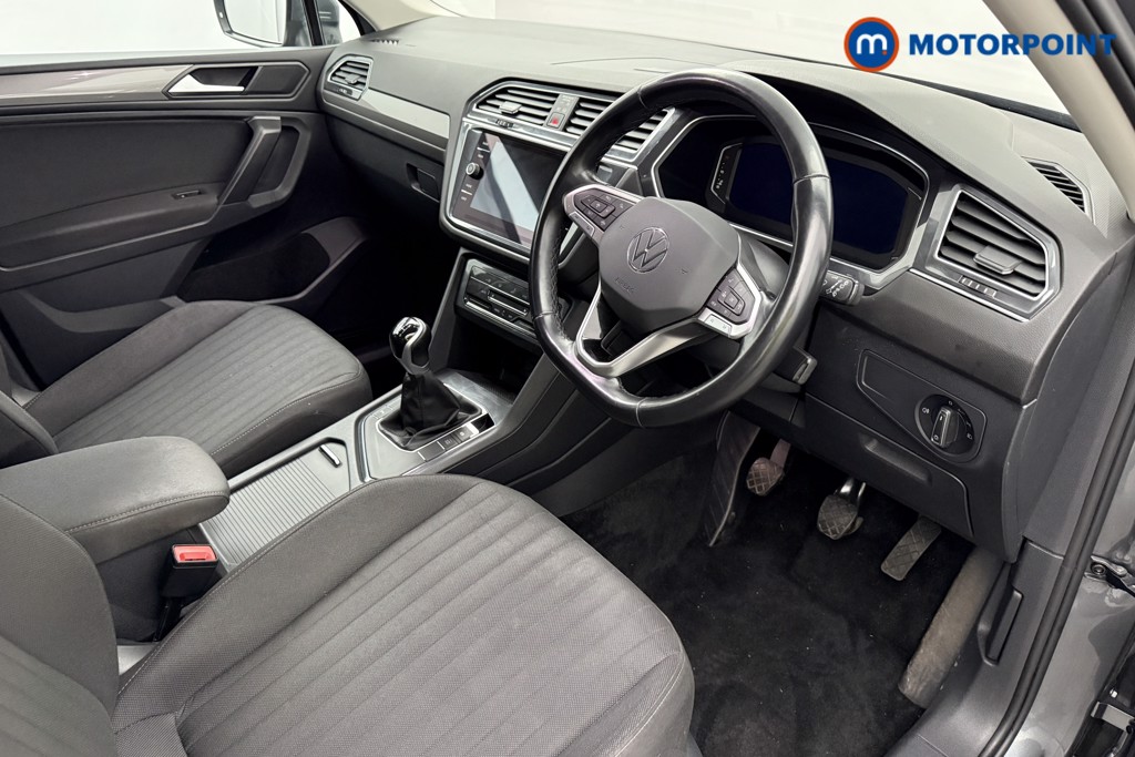 Volkswagen Tiguan Allspace Life Manual Petrol SUV - Stock Number (1626280) - 1st supplementary image