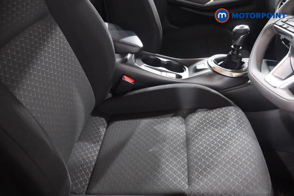 Nissan Juke Acenta Premium Manual Petrol SUV - Stock Number (1626604) - 12th supplementary image