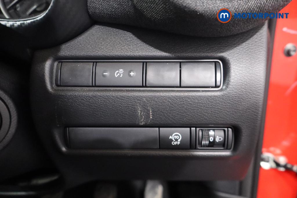 Nissan Juke Acenta Premium Manual Petrol SUV - Stock Number (1626604) - 13th supplementary image