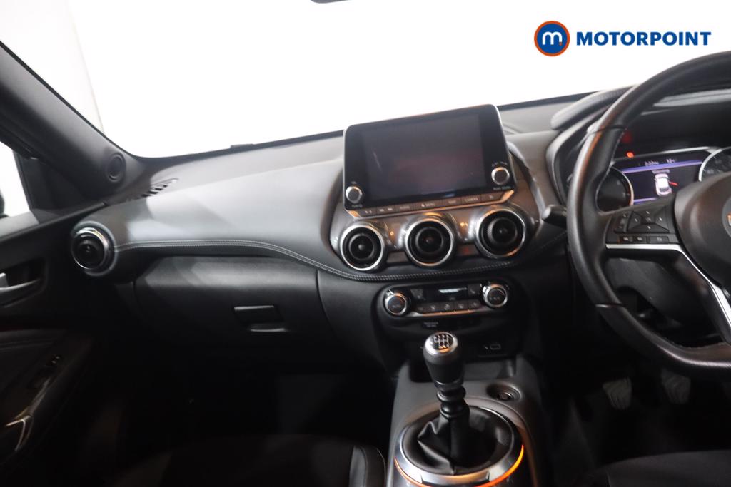 Nissan Juke Tekna Manual Petrol SUV - Stock Number (1626614) - 9th supplementary image