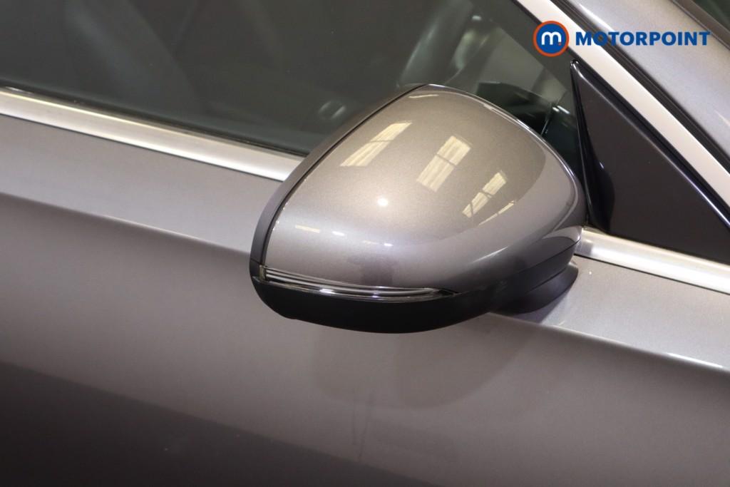 Mercedes-Benz A Class Amg Line Automatic Petrol Plug-In Hybrid Hatchback - Stock Number (1626779) - 28th supplementary image