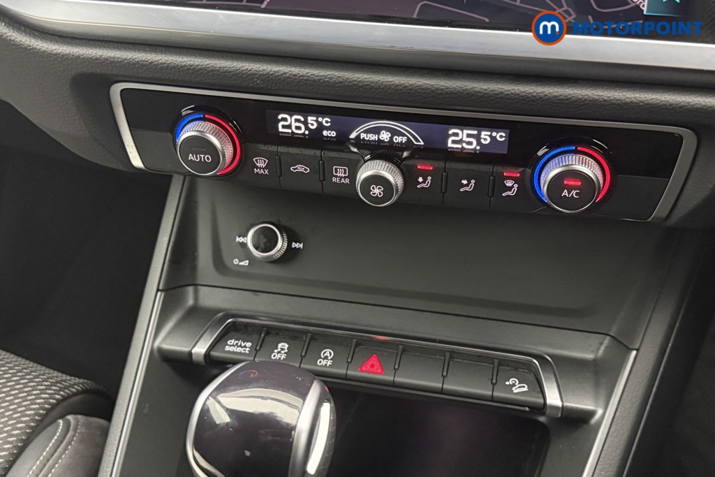 Audi Q3 Black Edition Automatic Petrol SUV - Stock Number (1626785) - 5th supplementary image