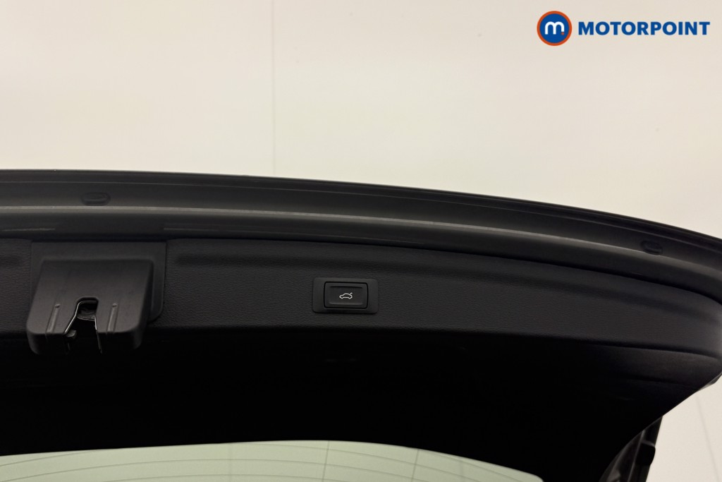 Audi Q3 Black Edition Automatic Petrol SUV - Stock Number (1626785) - 26th supplementary image