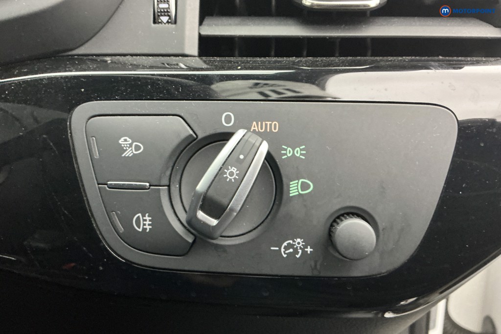 Audi A4 Black Edition Automatic Petrol Saloon - Stock Number (1627104) - 28th supplementary image