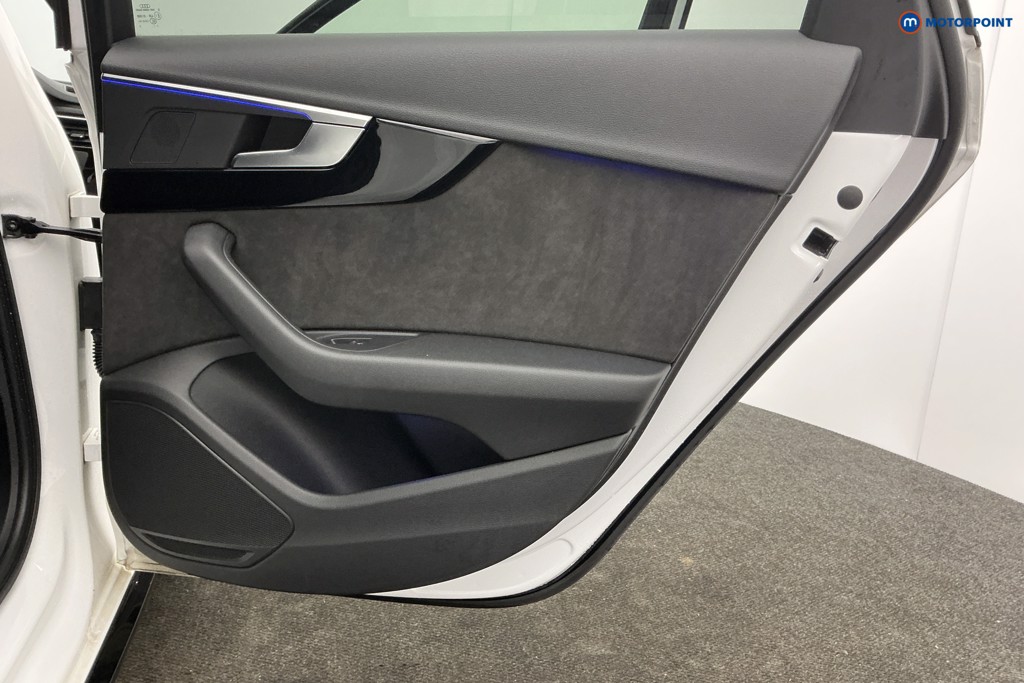 Audi A4 Black Edition Automatic Petrol Saloon - Stock Number (1627104) - 33rd supplementary image