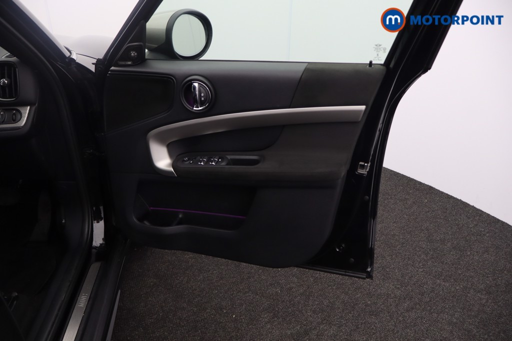 Mini Countryman Cooper Exclusive Automatic Petrol SUV - Stock Number (1627322) - 17th supplementary image