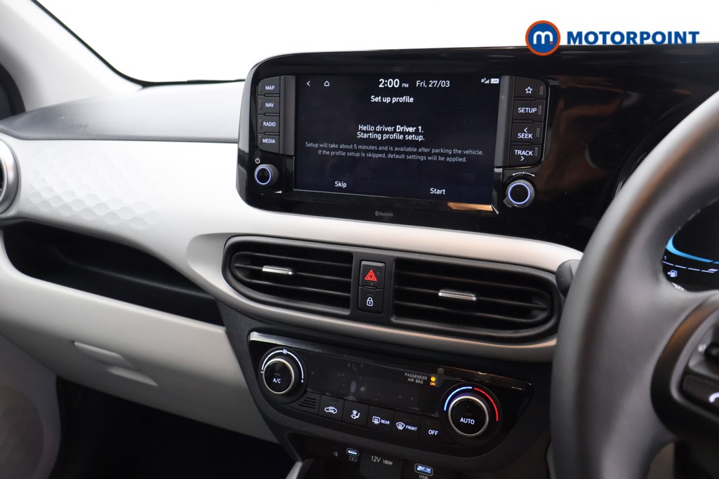 Hyundai I10 Premium Manual Petrol Hatchback - Stock Number (1627453) - 12th supplementary image