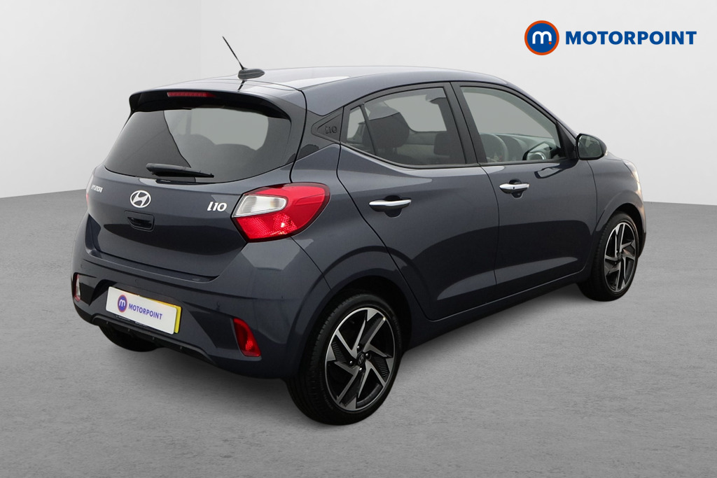 Hyundai I10 Premium Manual Petrol Hatchback - Stock Number (1627453) - Drivers side rear corner