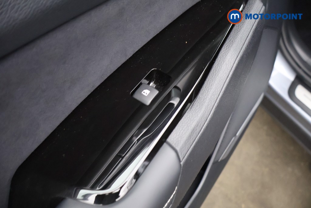 KIA Sportage Gt-Line Automatic Petrol-Electric Hybrid SUV - Stock Number (1627817) - 34th supplementary image