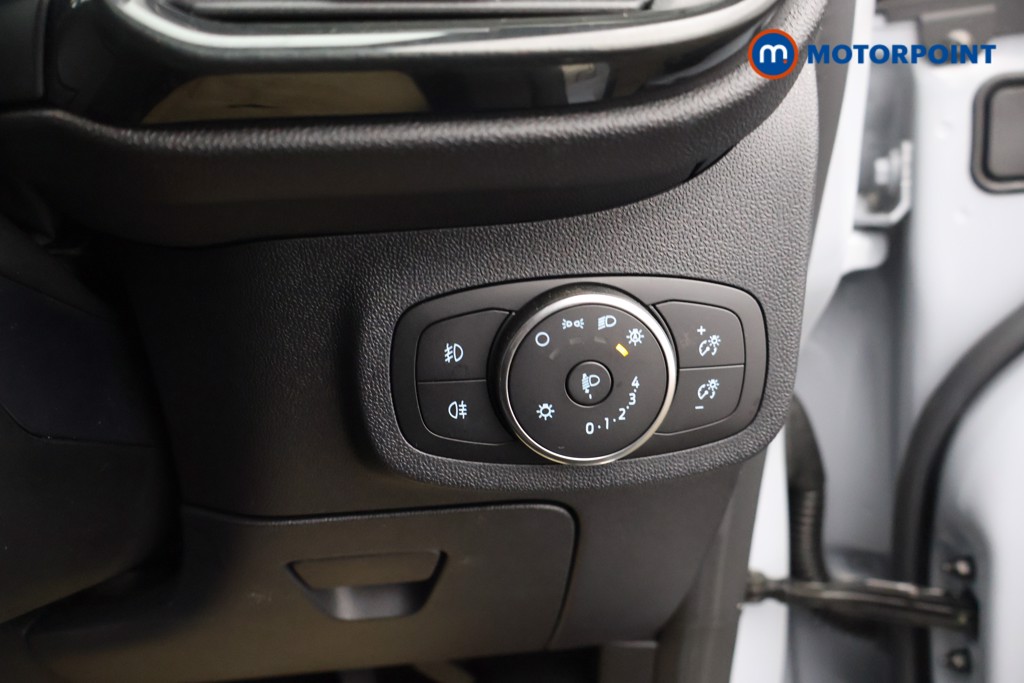 Ford Fiesta Active X Edition Manual Petrol Hatchback - Stock Number (1627967) - 10th supplementary image