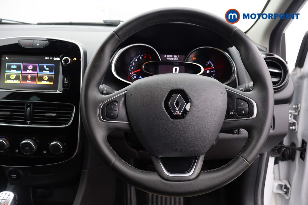 Renault Clio Iconic Manual Petrol Hatchback - Stock Number (1628096) - 6th supplementary image
