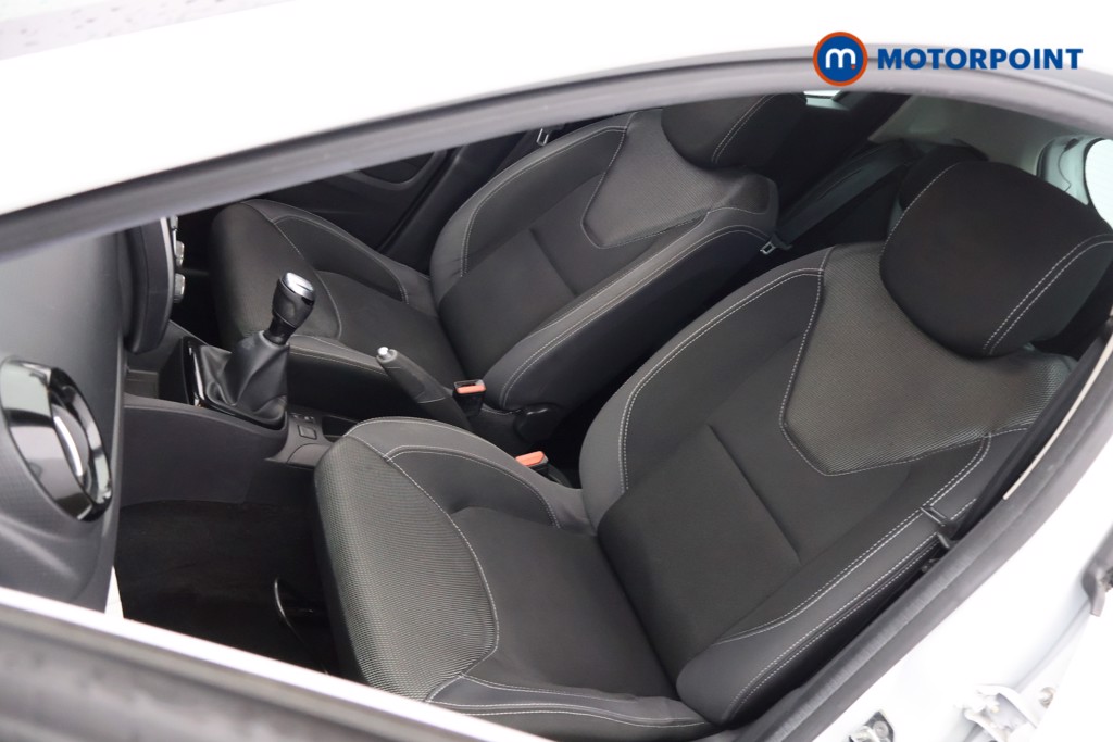 Renault Clio Iconic Manual Petrol Hatchback - Stock Number (1628096) - 30th supplementary image