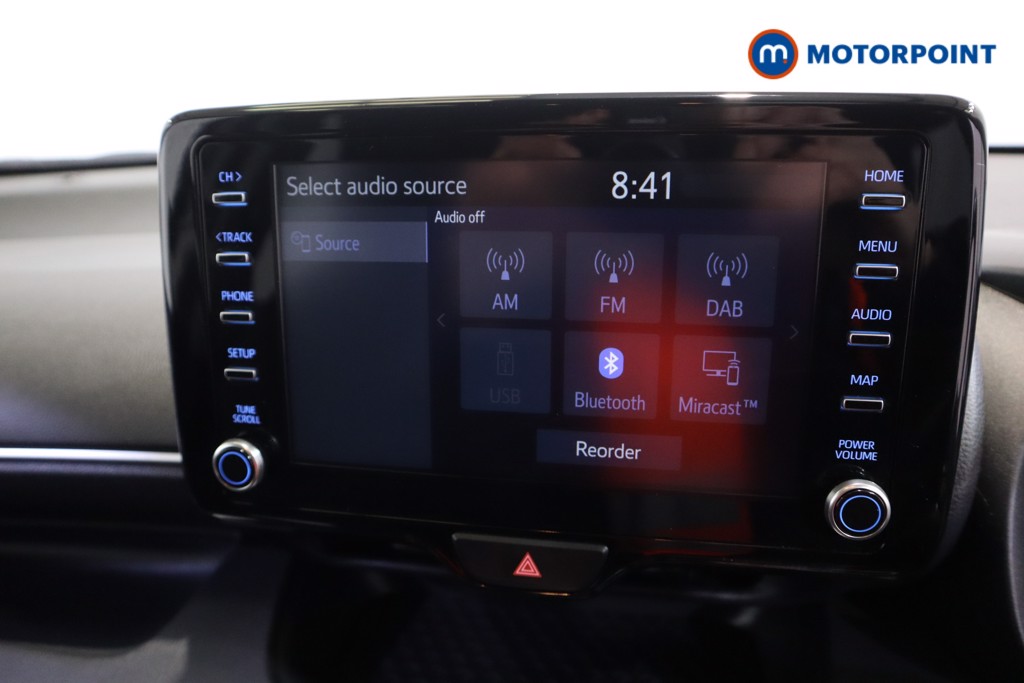 Toyota Yaris Design Automatic Petrol-Electric Hybrid Hatchback - Stock Number (1628233) - 2nd supplementary image