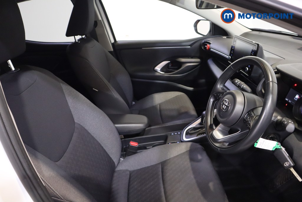 Toyota Yaris Design Automatic Petrol-Electric Hybrid Hatchback - Stock Number (1628233) - 15th supplementary image