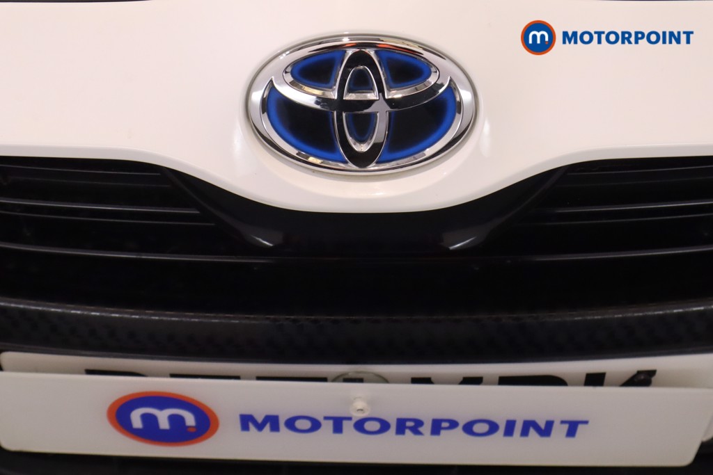 Toyota Yaris Design Automatic Petrol-Electric Hybrid Hatchback - Stock Number (1628233) - 29th supplementary image
