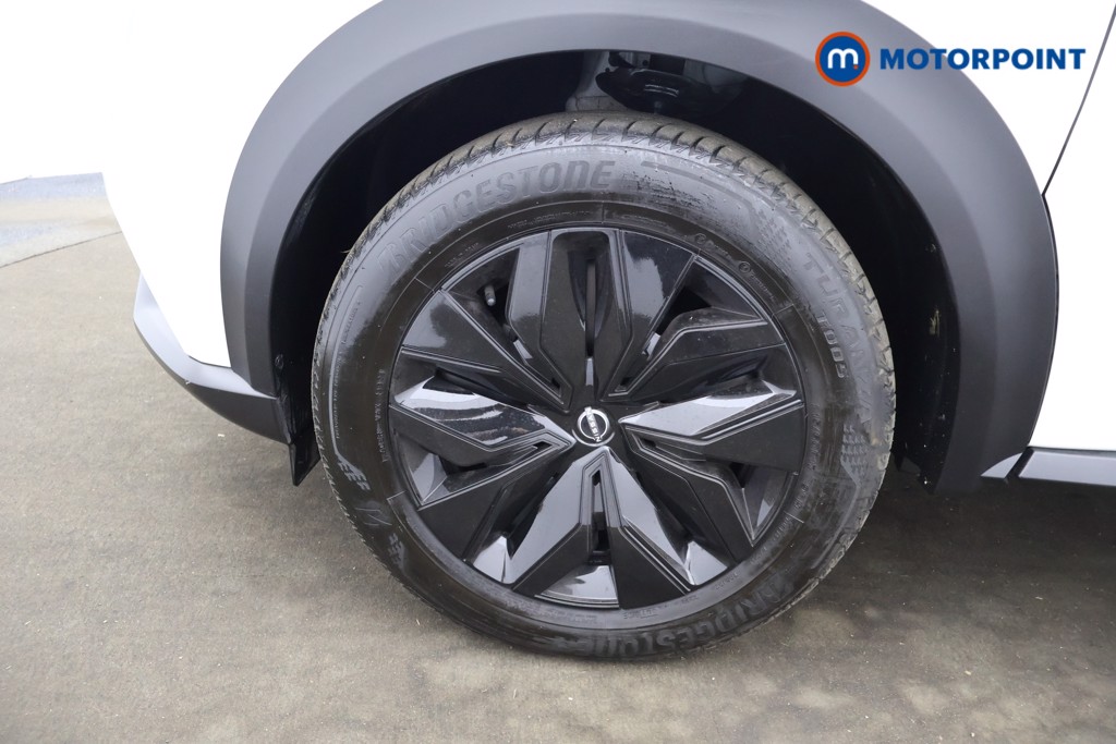 Nissan Juke Acenta Premium Manual Petrol SUV - Stock Number (1628479) - 4th supplementary image