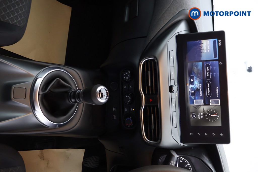 Nissan Juke Acenta Premium Manual Petrol SUV - Stock Number (1628479) - 16th supplementary image