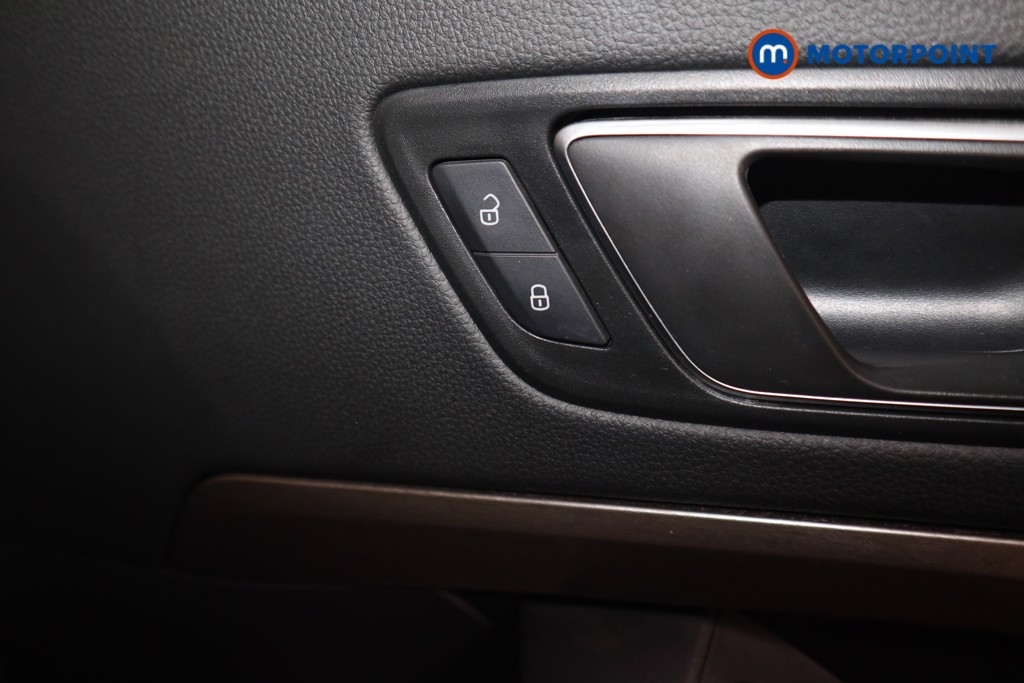 Seat Ateca Xperience Lux Automatic Petrol SUV - Stock Number (1628784) - 14th supplementary image