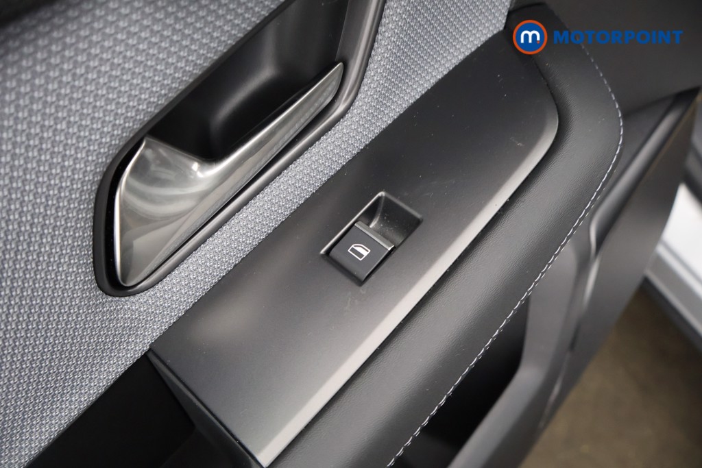 Vauxhall Grandland Ultimate Automatic Electric SUV - Stock Number (1628874) - 31st supplementary image