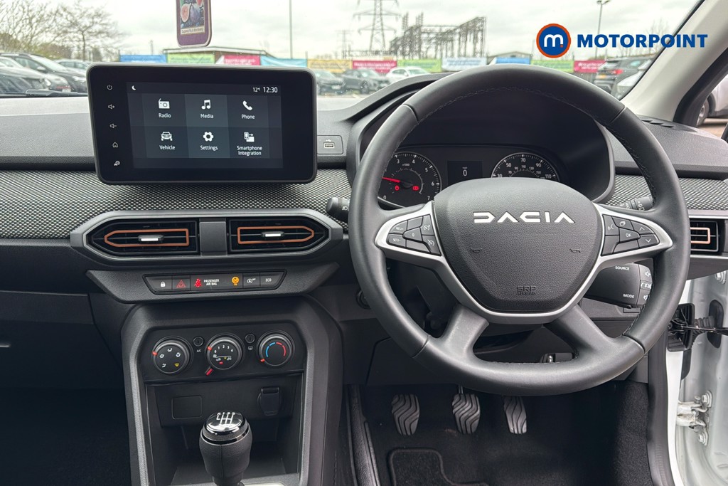 Dacia Sandero Stepway Expression Manual Petrol Hatchback - Stock Number (1628875) - 2nd supplementary image
