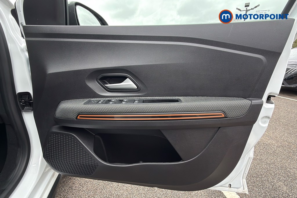 Dacia Sandero Stepway Expression Manual Petrol Hatchback - Stock Number (1628875) - 19th supplementary image