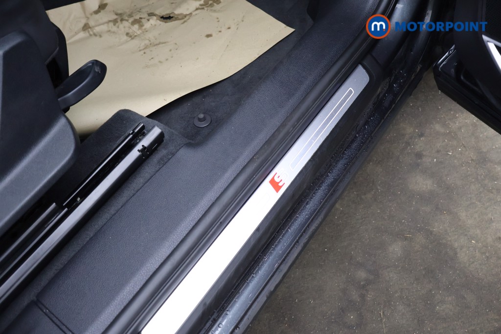 Audi Q3 S Line Manual Petrol SUV - Stock Number (1628909) - 20th supplementary image