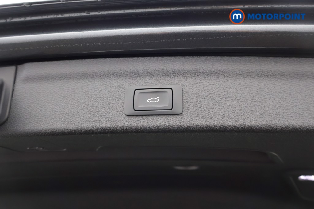 Audi Q3 S Line Manual Petrol SUV - Stock Number (1628909) - 29th supplementary image