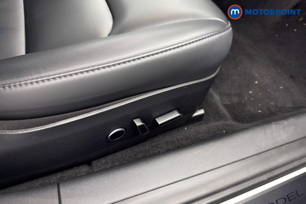 Tesla Model 3 Long Range Automatic Electric Saloon - Stock Number (1628977) - 9th supplementary image