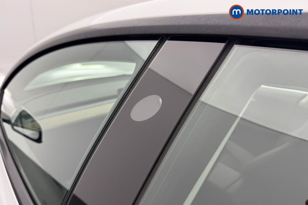 Tesla Model 3 Long Range Automatic Electric Saloon - Stock Number (1628977) - 18th supplementary image