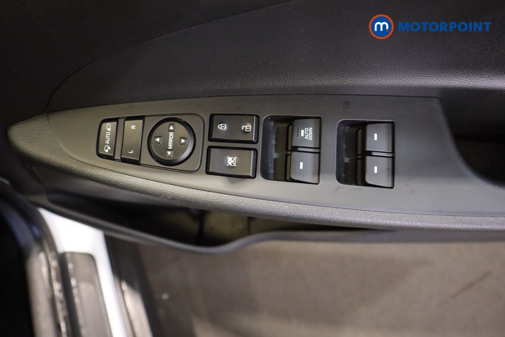 Hyundai Tucson S Connect Manual Petrol SUV - Stock Number (1629174) - 15th supplementary image