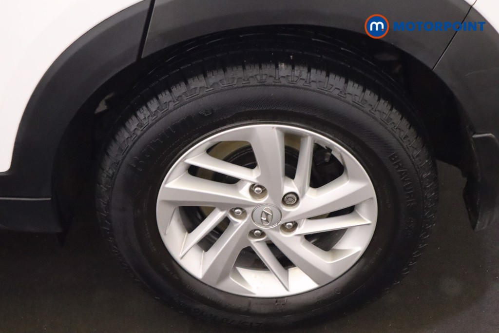 Hyundai Tucson S Connect Manual Petrol SUV - Stock Number (1629174) - 33rd supplementary image