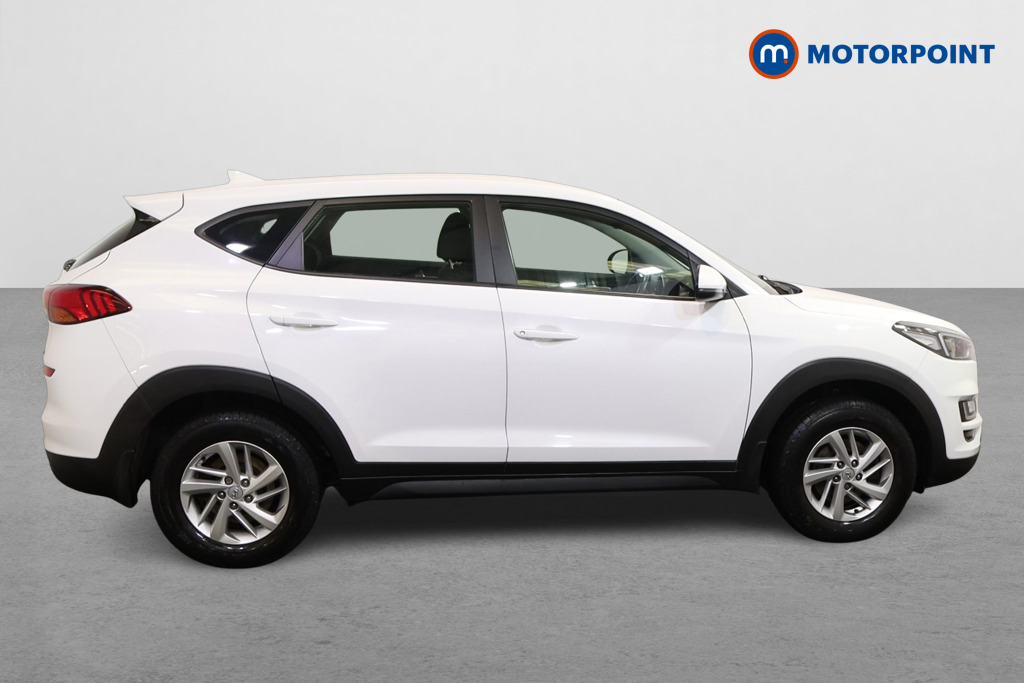 Hyundai Tucson S Connect Manual Petrol SUV - Stock Number (1629174) - Drivers side