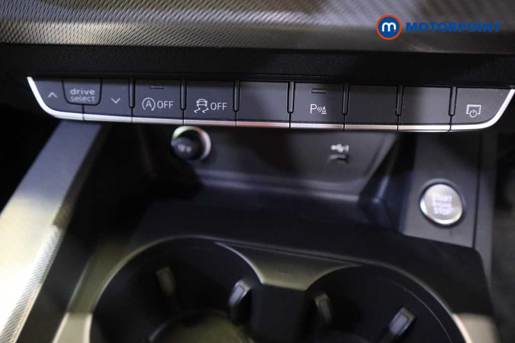 Audi A4 Technik Automatic Petrol Saloon - Stock Number (1629195) - 9th supplementary image