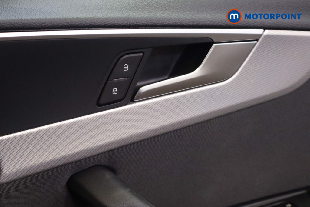 Audi A4 Technik Automatic Petrol Saloon - Stock Number (1629195) - 18th supplementary image