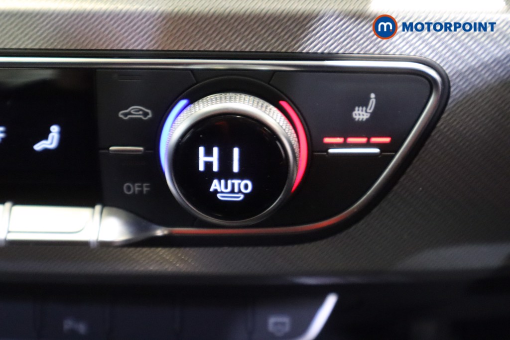 Audi A4 Technik Automatic Petrol Saloon - Stock Number (1629195) - 20th supplementary image