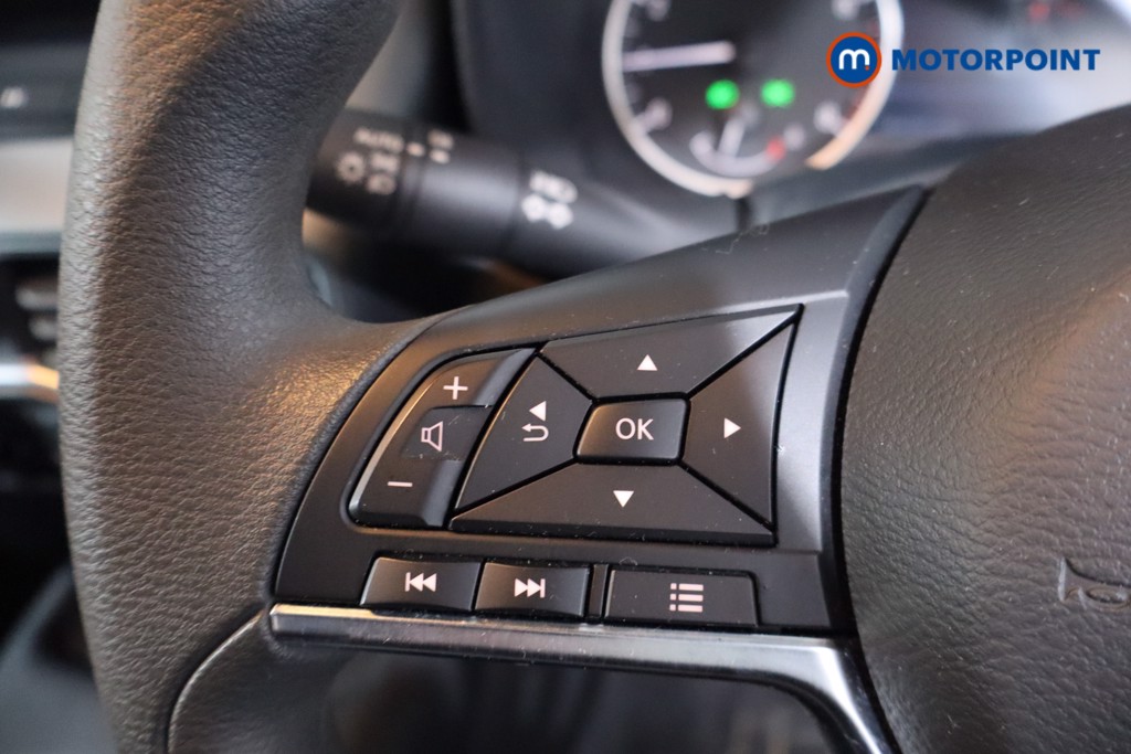 Nissan Juke Acenta Premium Manual Petrol SUV - Stock Number (1629863) - 7th supplementary image