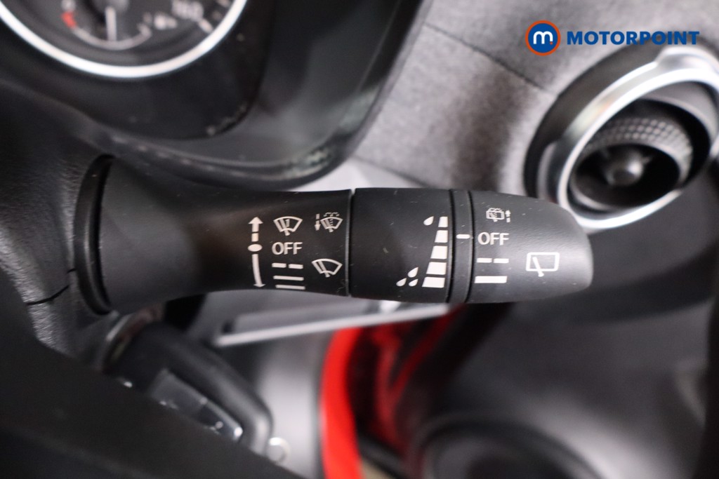 Nissan Juke Acenta Premium Manual Petrol SUV - Stock Number (1629863) - 15th supplementary image