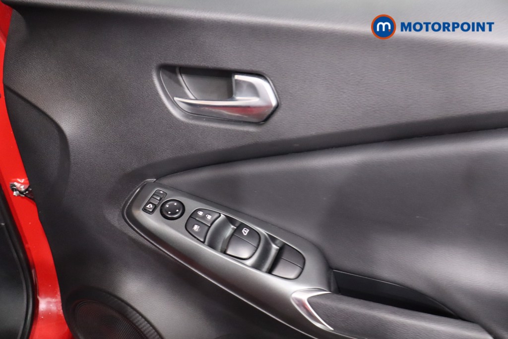 Nissan Juke Acenta Premium Manual Petrol SUV - Stock Number (1629863) - 23rd supplementary image