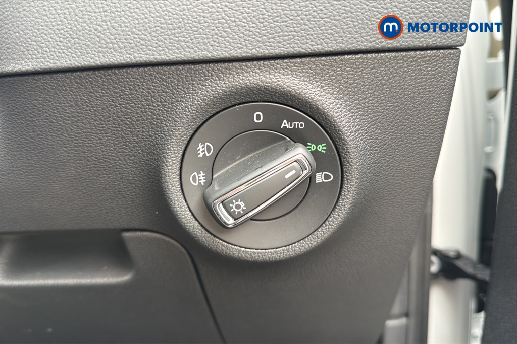 Skoda Karoq Se L Automatic Petrol SUV - Stock Number (1630394) - 11th supplementary image