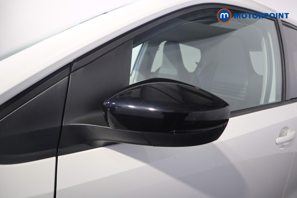 Volkswagen UP R-Line Manual Petrol Hatchback - Stock Number (1630420) - 27th supplementary image