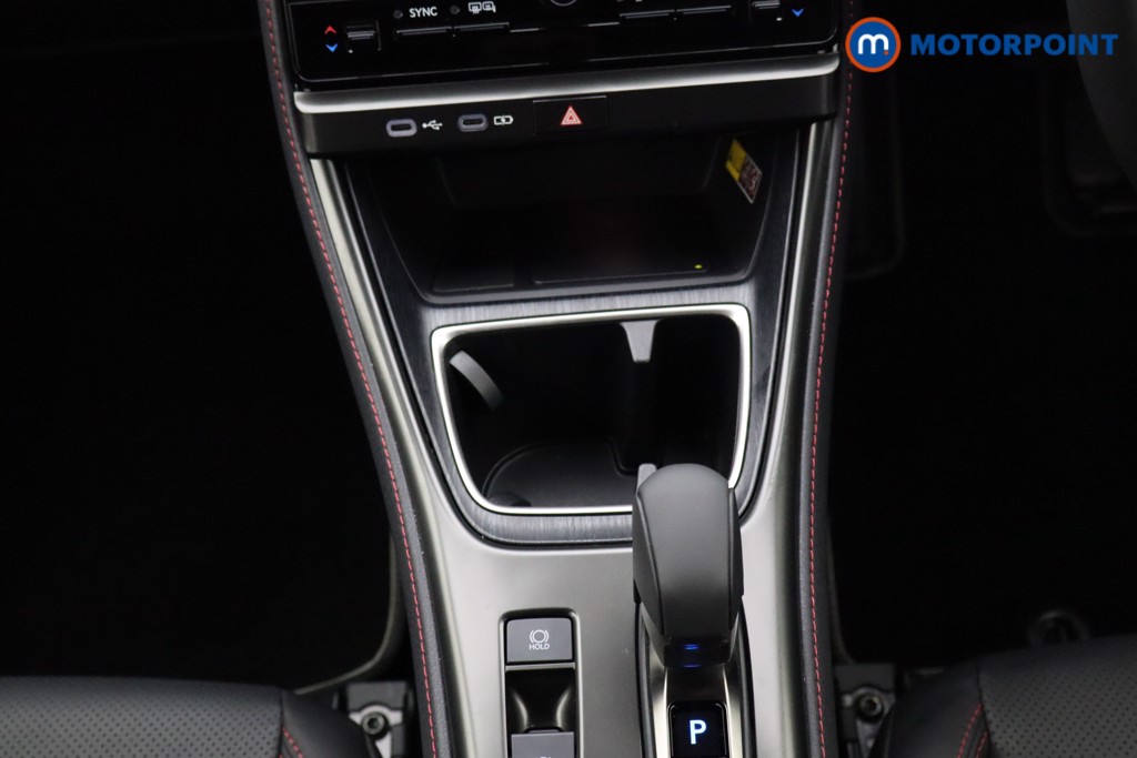 Lexus LBX Premium Plus Automatic Petrol-Electric Hybrid SUV - Stock Number (1630555) - 4th supplementary image