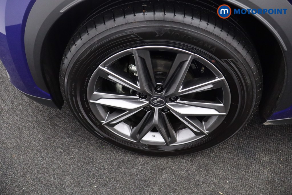 Lexus LBX Premium Plus Automatic Petrol-Electric Hybrid SUV - Stock Number (1630555) - 32nd supplementary image