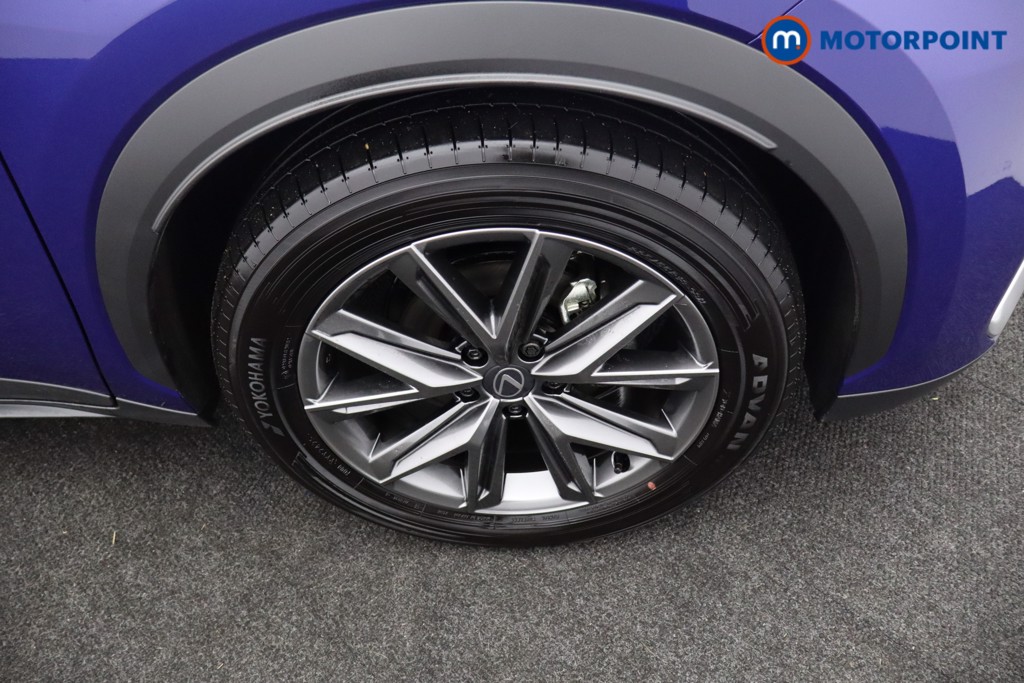 Lexus LBX Premium Plus Automatic Petrol-Electric Hybrid SUV - Stock Number (1630555) - 33rd supplementary image