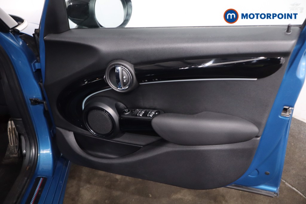 Mini Hatchback Cooper Sport Automatic Petrol Hatchback - Stock Number (1630619) - 25th supplementary image