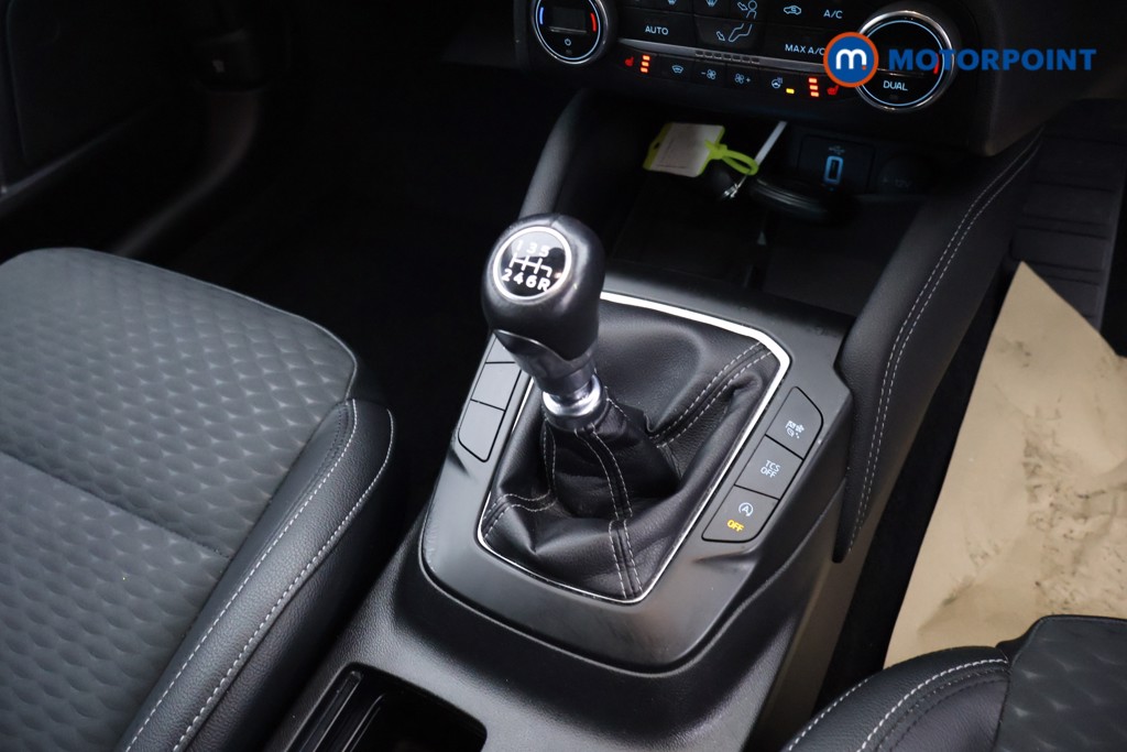 Ford Focus Titanium X Edition Manual Petrol Hatchback - Stock Number (1630699) - 15th supplementary image