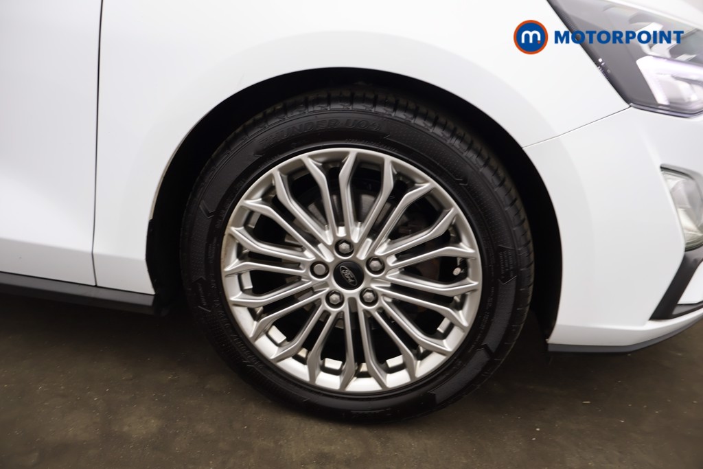 Ford Focus Titanium X Edition Manual Petrol Hatchback - Stock Number (1630699) - 1st supplementary image