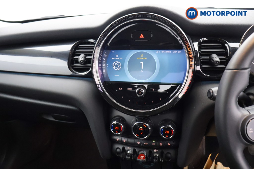 Mini Hatchback Cooper Classic Manual Petrol Hatchback - Stock Number (1630844) - 7th supplementary image