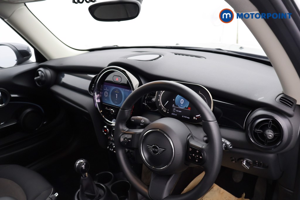 Mini Hatchback Cooper Classic Manual Petrol Hatchback - Stock Number (1630844) - 13th supplementary image